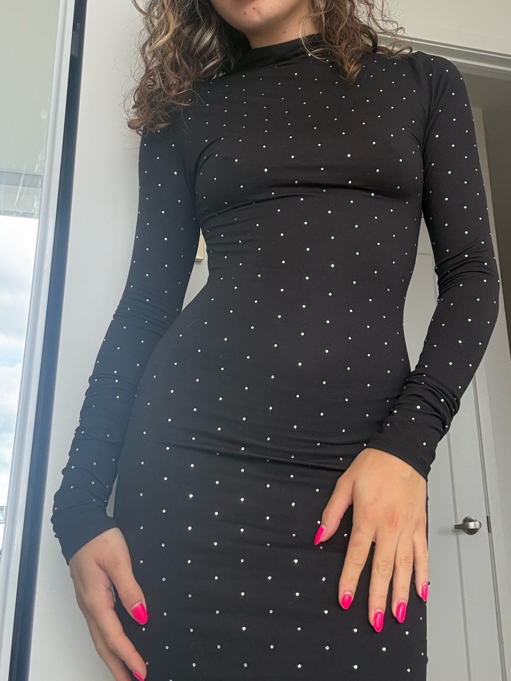 Black Long-Sleeve Rhinestone Bodycon Dress